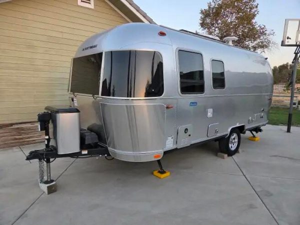 2024 Airstream BAMBI 22FB