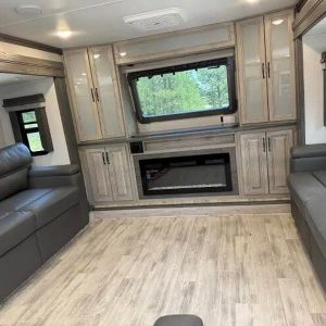 2024 Keystone ALPINE 3700FL