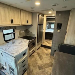 2021 Forest River SUNSEEKER 2500TS