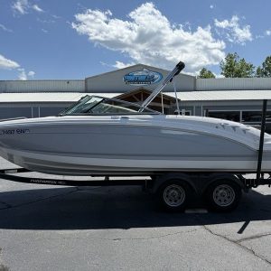 2022 Chaparral 23 SSi