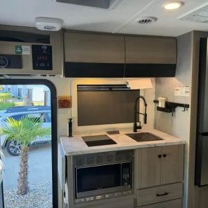 2025 Forest River SUNSEEKER 2400T