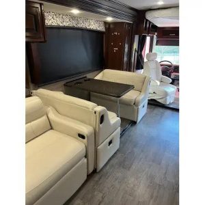 2018 Holiday Rambler NAVIGATOR® XE 36U