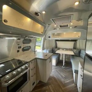 2021 Airstream International