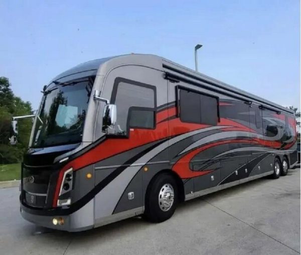 2018 Monaco SIGNATURE 44M