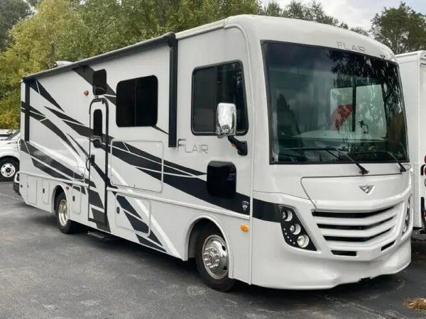 2024 Fleetwood FLAIR 28A
