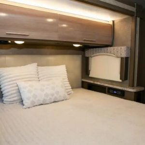 2017 Thor Motor Coach Vegas 25 3