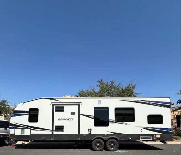 2018 Keystone IMPACT 3216