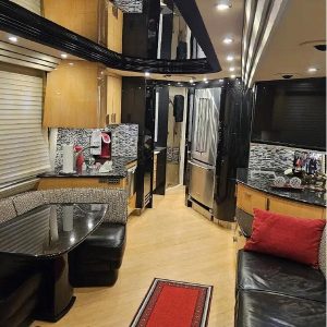 2008 Prevost XLII 45