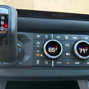 2025 Land Rover Defender 110 P400 Sedona Edition