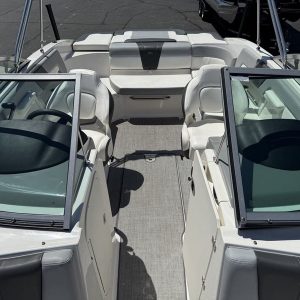 2022 Chaparral 23 SSi
