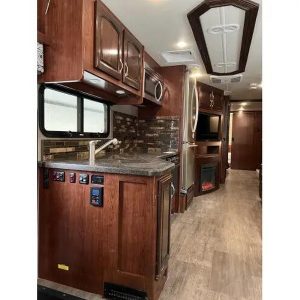 2018 Holiday Rambler NAVIGATOR® XE 36U