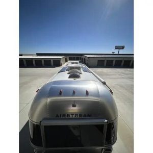 2024 Airstream GLOBETROTTER 27FB TWIN
