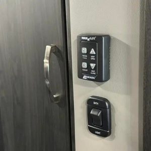 2024 Midwest Automotive Designs PASSAGE MD4