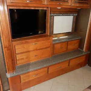 2013 Holiday Rambler Endeavor 43PDQ