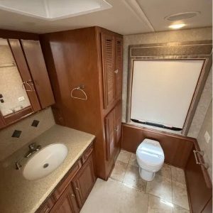 2011 Winnebago ELLIPSE 42QD
