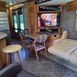 2015 Fleetwood Excursion 35B