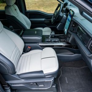 2022 Ford F-150 Lightning Platinum