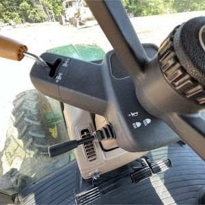 2005 JOHN DEERE 7820