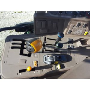 2017 John Deere 6120M