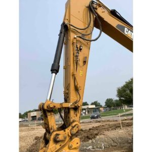 2018 CATERPILLAR Excavators 330FL