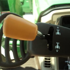 2004 John Deere 6220 Tractor