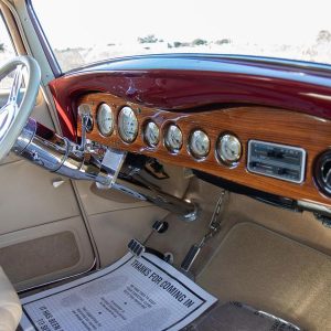1934 Dodge Custom 5-window