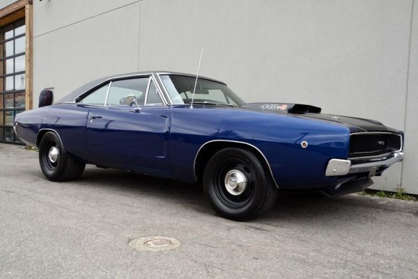 1968 Dodge Charger R/T 440 Restomod