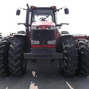 2011 MASSEY FERGUSON Tractors 8660