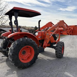 2020 KUBOTA Compact Tractors M7060D