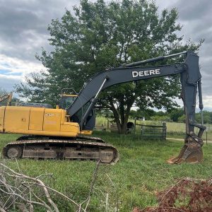 2010 John Deere Excavators 200D LC