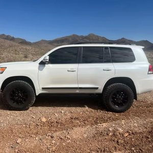 2016 Toyota Land Cruiser Sport Utility